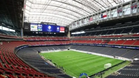 塞维利亚对决马略卡：萨乌尔与卢克巴吉奥领衔首发，塞尔希-达德尔、浅野拓磨登场亮相